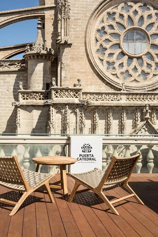Puerta Catedral Suites Siviglia 0*,