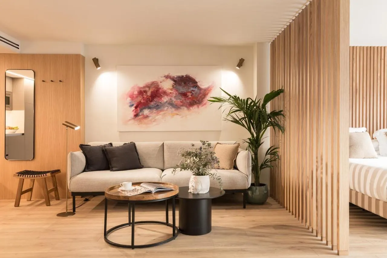 Puerta Catedral Suites Sevilla