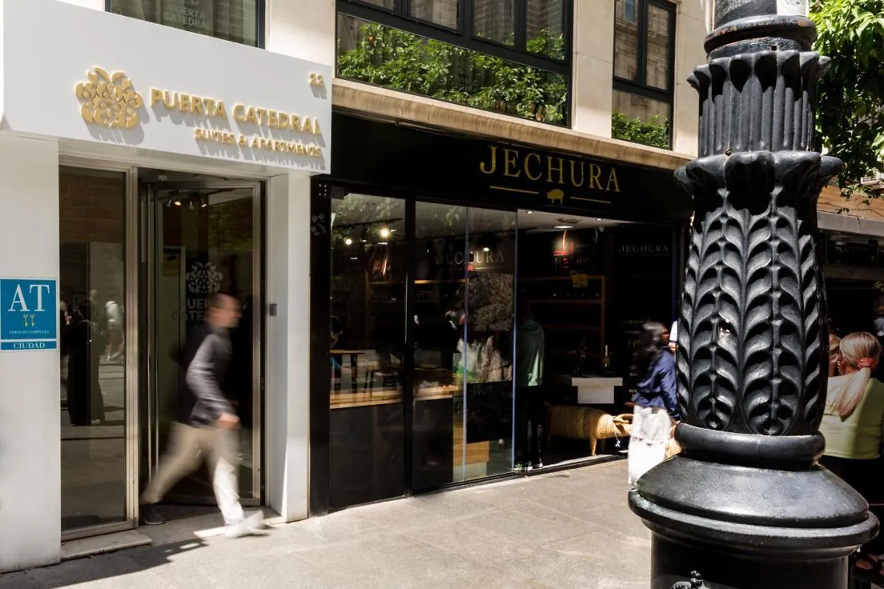 Apartamento Puerta Catedral Suites Sevilla