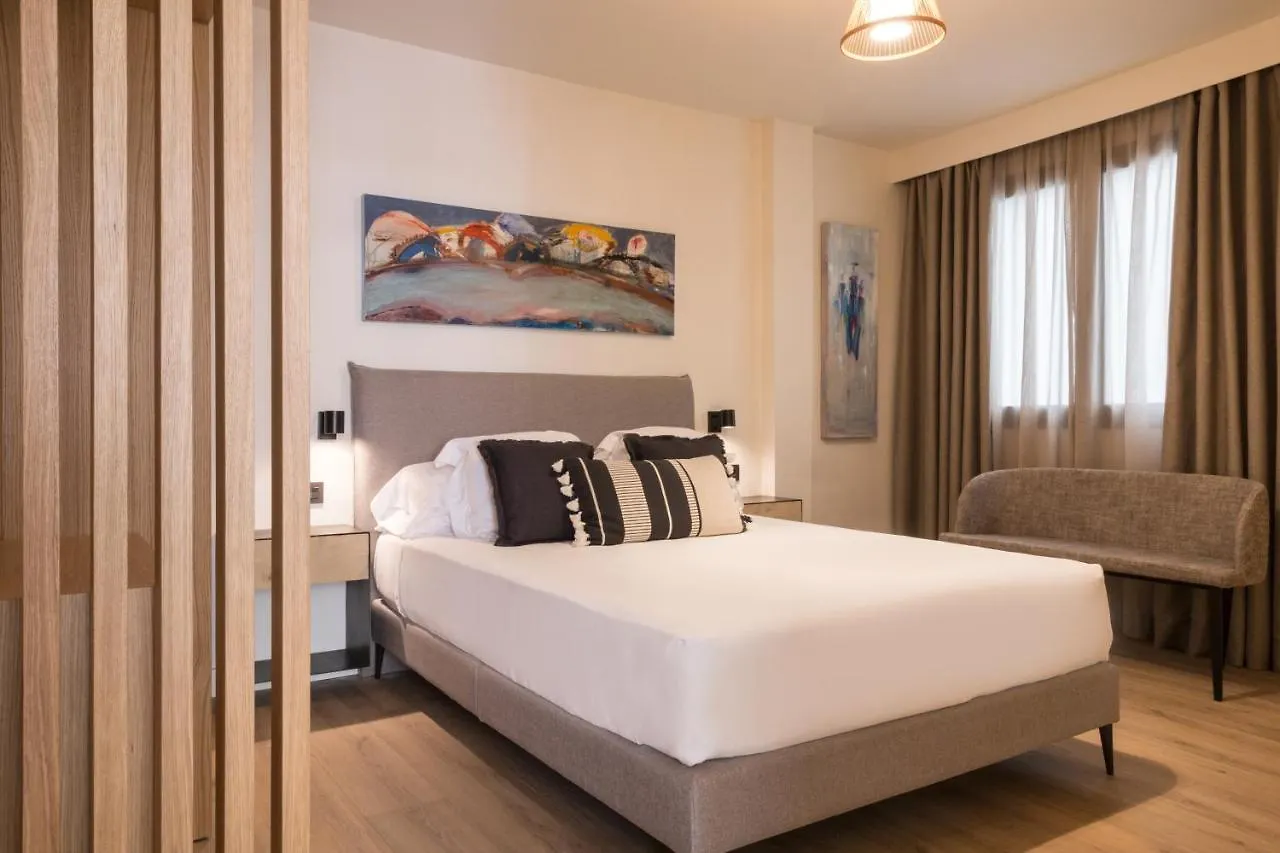 Puerta Catedral Suites Sevilla Apartamento