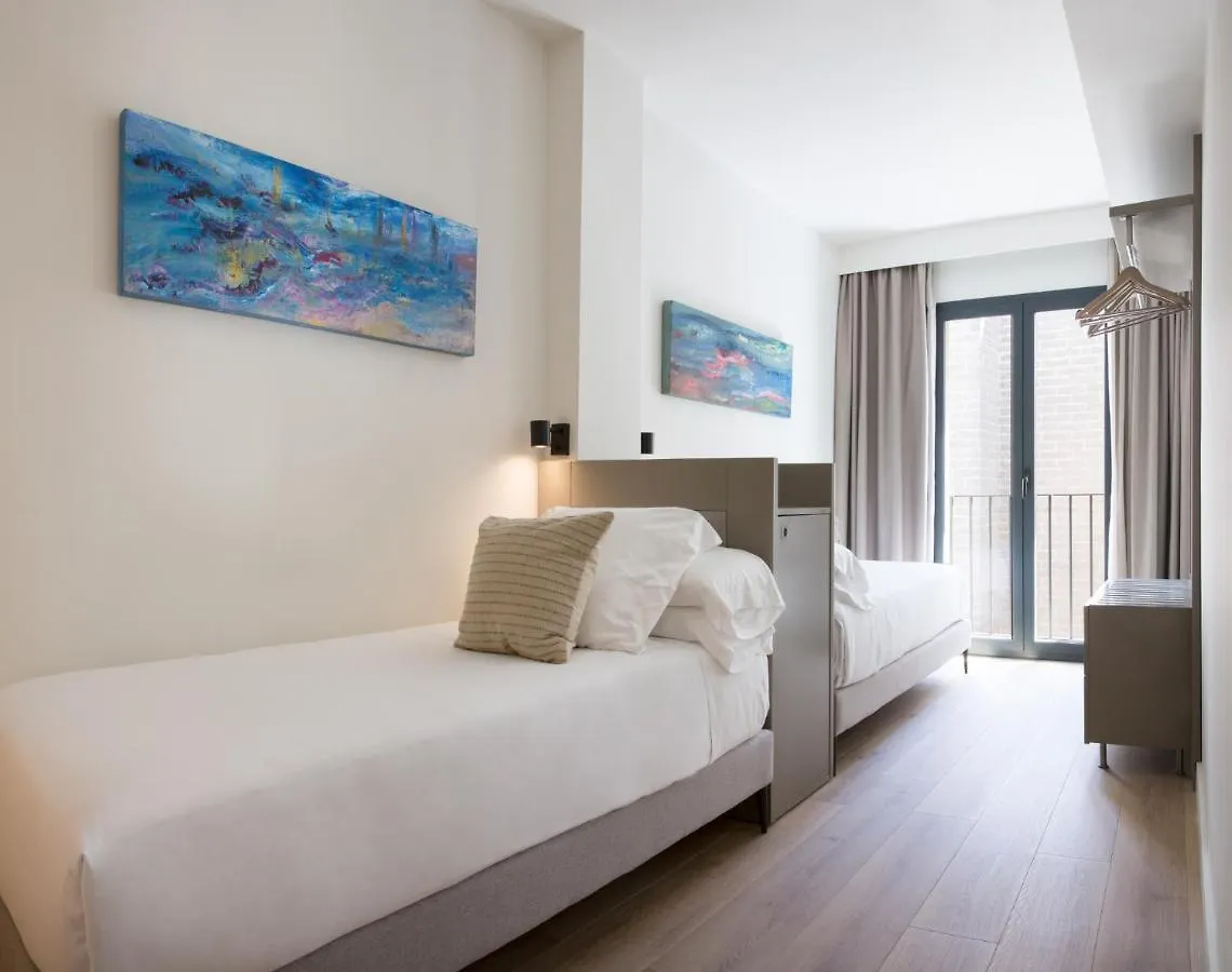 Puerta Catedral Suites Seville Spain