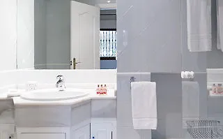 Puerta Catedral Suites Seville 0*,  Spain