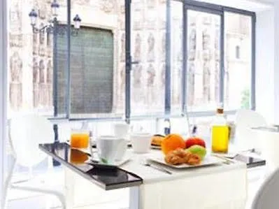 Apartamento Puerta Catedral Suites Sevilla